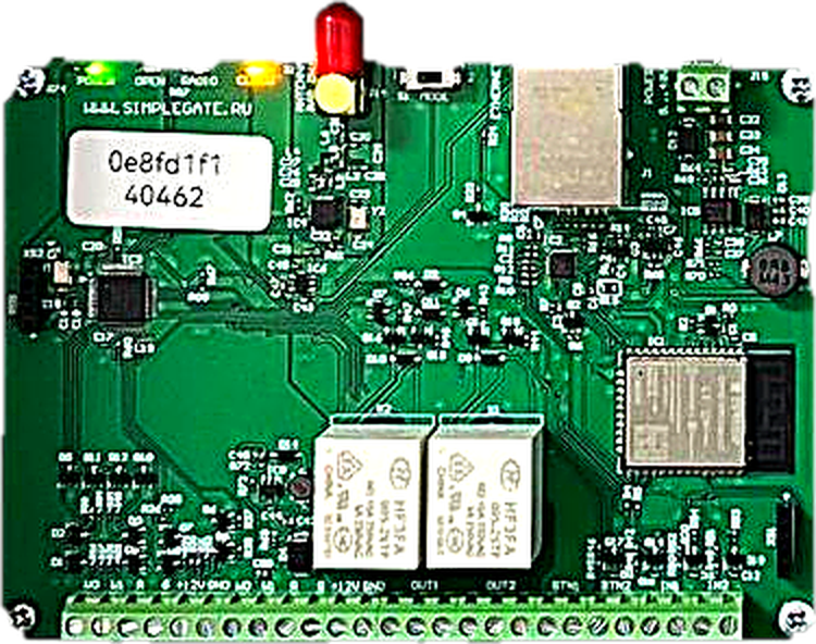 Контроллер SimpleGate — зелёная плата с реле, Ethernet и беспроводными модулями